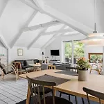 84152-ebeltoft-jaettevej-9